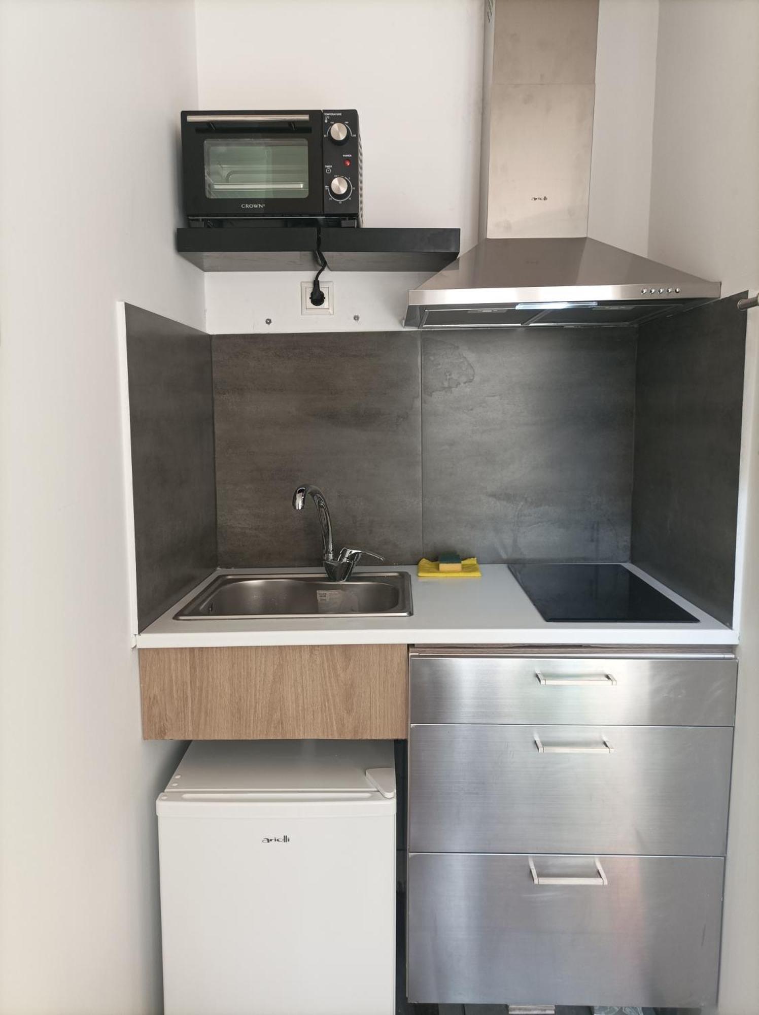 Myron Apartments Athens Ngoại thất bức ảnh